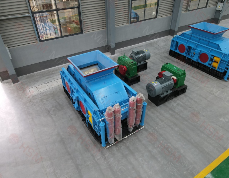 輥壓制砂機(jī) 