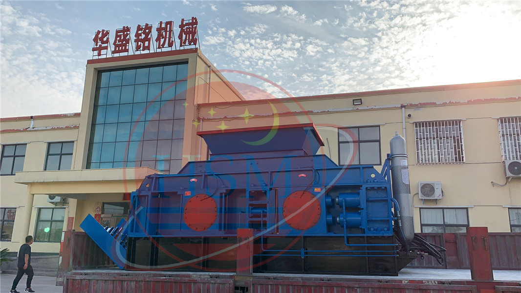 大型全自動液壓對輥破碎機(jī)
