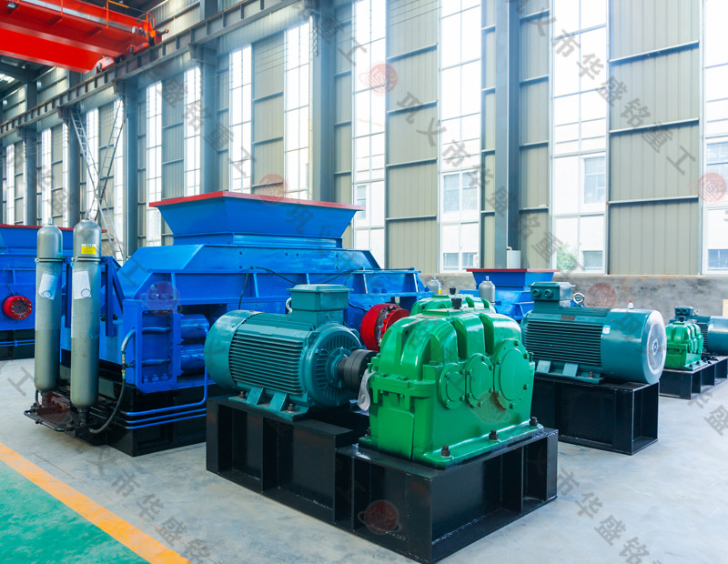 小型石油焦破碎機(jī)設(shè)備有哪些?對輥破碎機(jī)效果